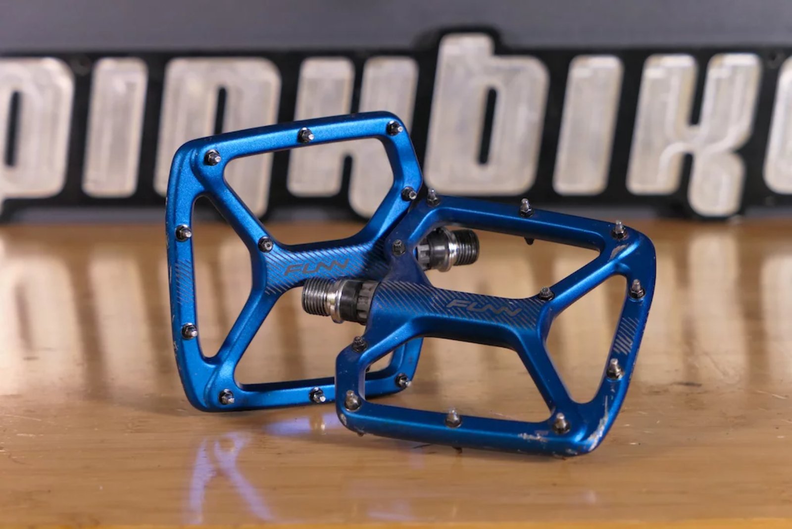 Pinkbike Tech Editor vs Funn Python Mk2 Pedals - Funn MTB Components