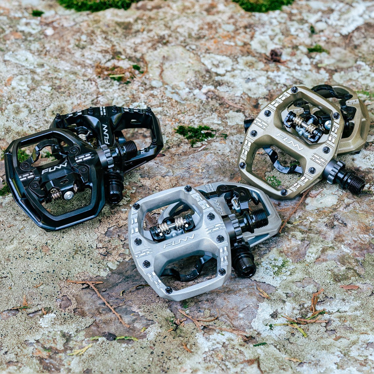 FUNN Clast Clip-In Pedals in black, silver and Pilsner, alloy platform MTB bike pedals with adjustable clipless mechanism