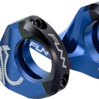 a pair of blue RSX bicycle stems with 31.8mm bar clamp size and 20mm rise.